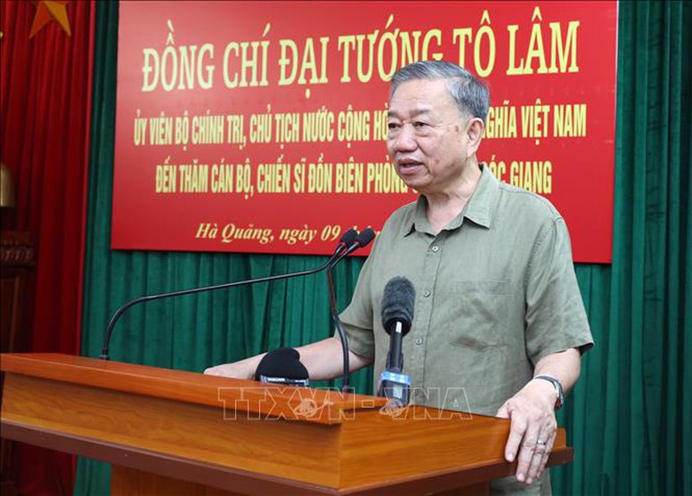 Chủ tịch nước Tô Lâm thăm cán bộ, chiến sĩ Đồn biên phòng Cửa khẩu Sóc Giang (Cao Bằng)- Ảnh 2.