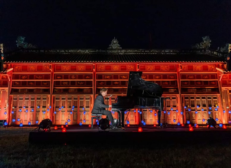 Cháy cùng Tuần lễ Festival nghệ thuật quốc tế Huế- Ảnh 1.