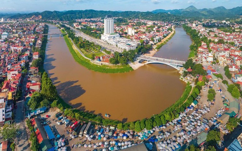 Cử tri ủng hộ mở rộng thành phố Lạng Sơn