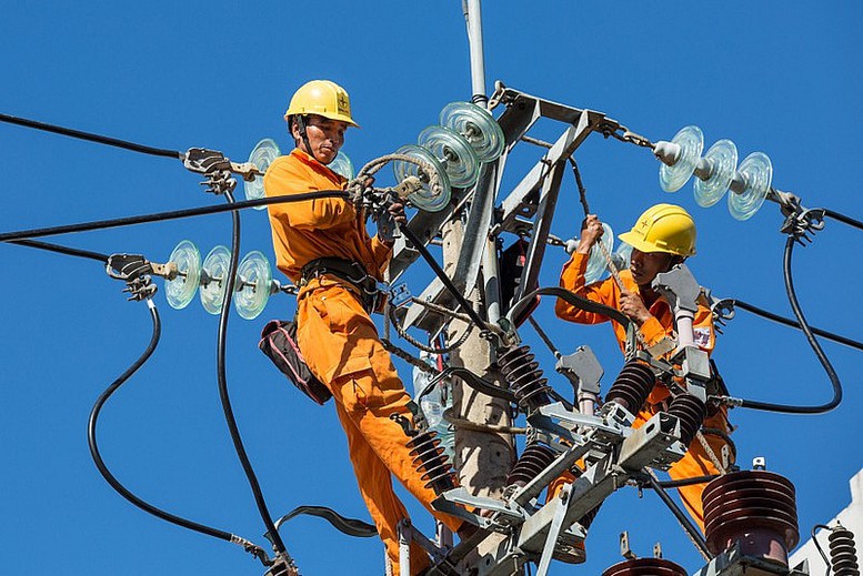 Nhu cầu điện miền Bắc tăng vọt, EVN thực hiện hiệu quả tiết kiệm điện và điều chỉnh phụ tải- Ảnh 1.