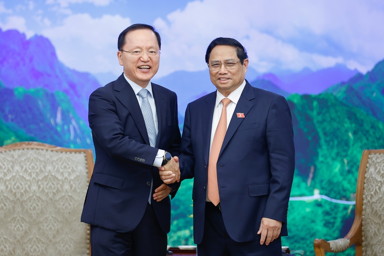 Thủ tướng Phạm Minh Chính tiếp Tổng Giám đốc Samsung- Ảnh 1.