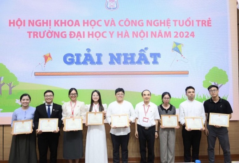 Nhiều điểm mới trong tuyển sinh 2024 của trường Đại học Y Hà Nội- Ảnh 1.