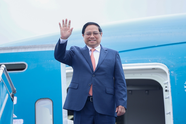 Thủ tướng Phạm Minh Chính lên đường dự Hội nghị của Diễn đàn Kinh tế thế giới và làm việc tại Trung Quốc- Ảnh 1.