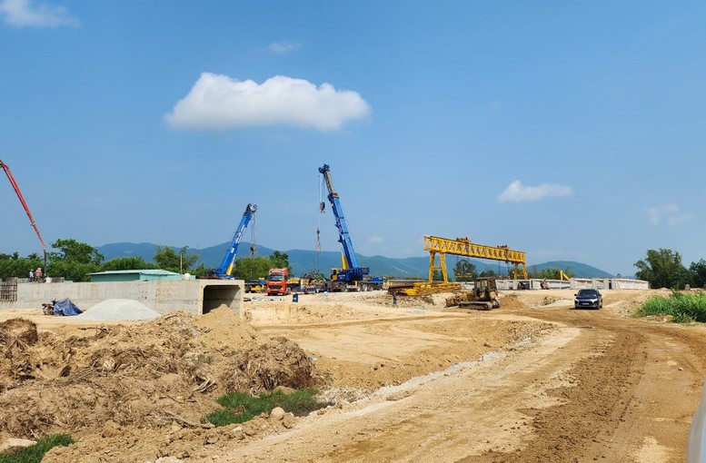 Quảng Ngãi hoàn thành công tác GPMB dự án cao tốc- Ảnh 2.