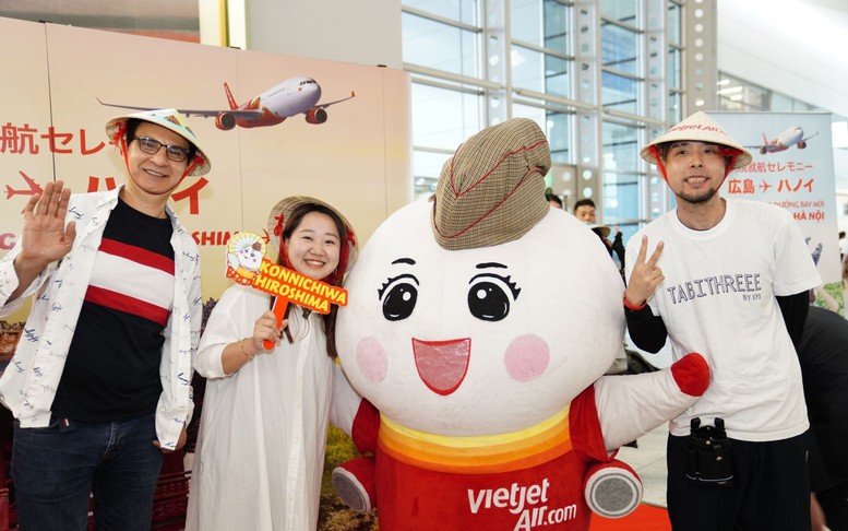 Vietjet tiếp tục nằm trong TOP 50 công ty niêm yết tốt nhất được Forbes vinh danh