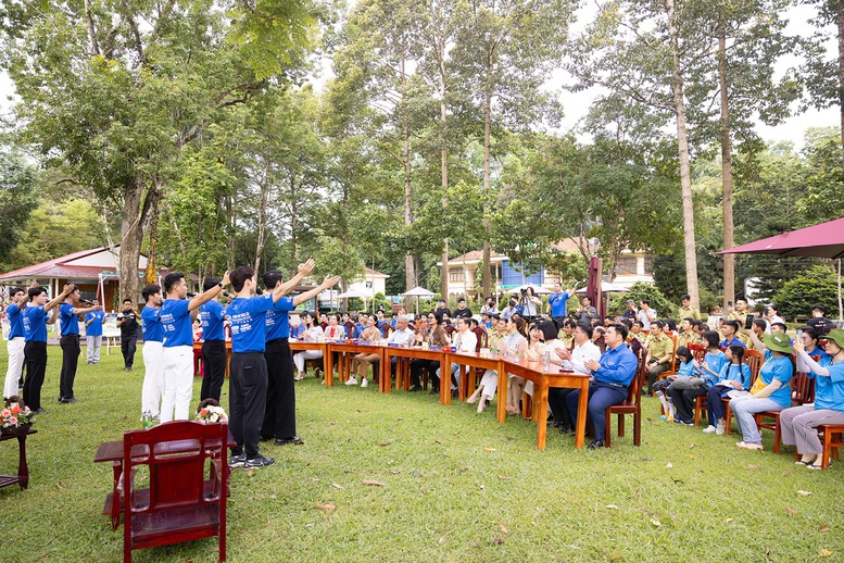 Cục Phổ biến, giáo dục pháp luật tổ chức Hội thảo "Pháp luật và giới trẻ"- Ảnh 3.