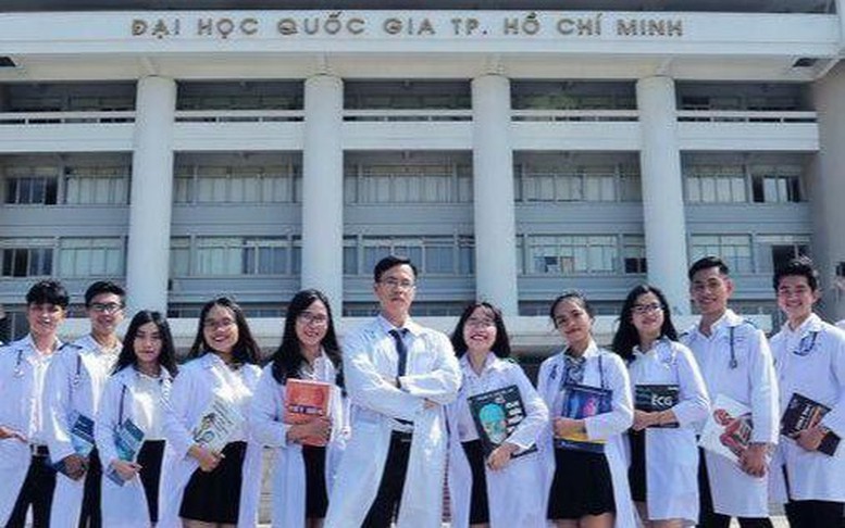 Thành lập Trường Đại học Khoa học Sức khoẻ