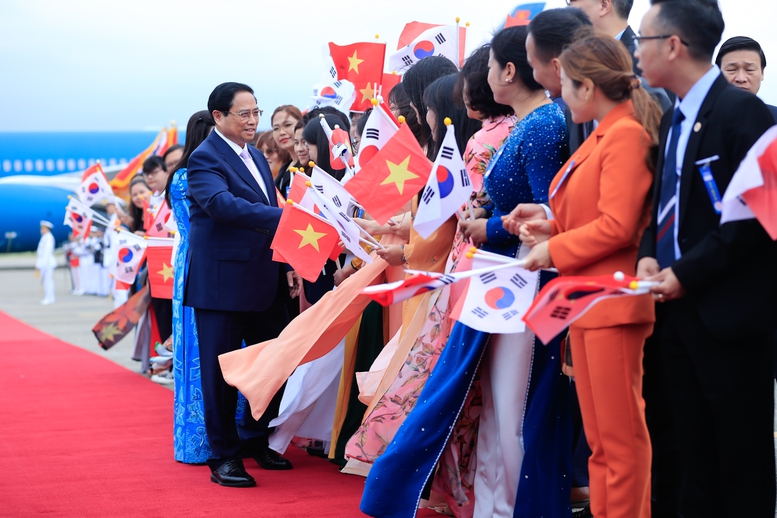 Lễ đón chính thức Thủ tướng Phạm Minh Chính và phu nhân thăm Hàn Quốc- Ảnh 12.