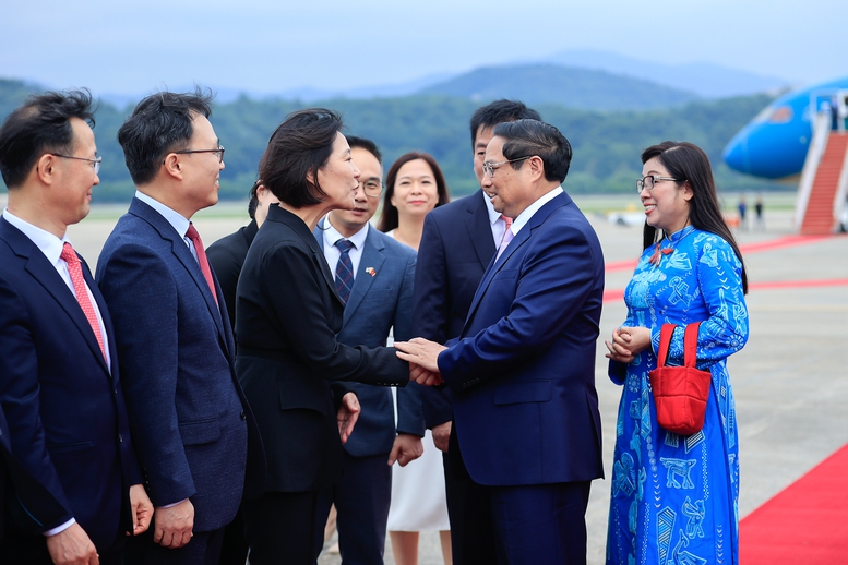 Lễ đón chính thức Thủ tướng Phạm Minh Chính và phu nhân thăm Hàn Quốc- Ảnh 10.