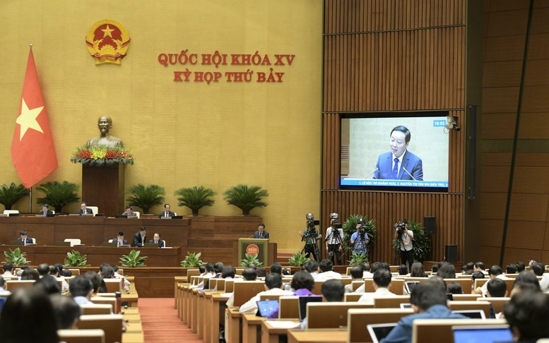 Phó Thủ tướng Trần Hồng Hà làm rõ một số vấn đề, trực tiếp trả lời chất vấn của đại biểu Quốc hội