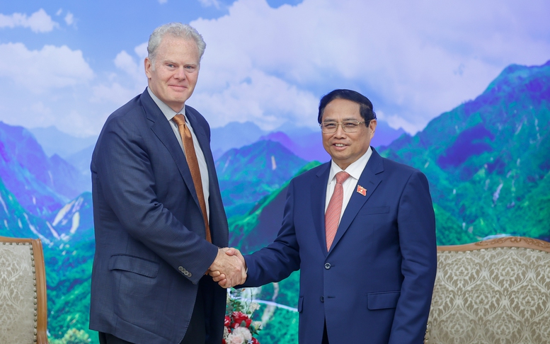 Thủ tướng Phạm Minh Chính tiếp Chủ tịch tập đoàn vận tải chuyển phát nhanh lớn nhất thế giới