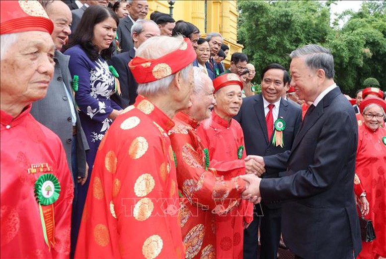 Chủ tịch nước Tô Lâm: Người cao tuổi luôn xứng danh là rường cột quốc gia- Ảnh 1.