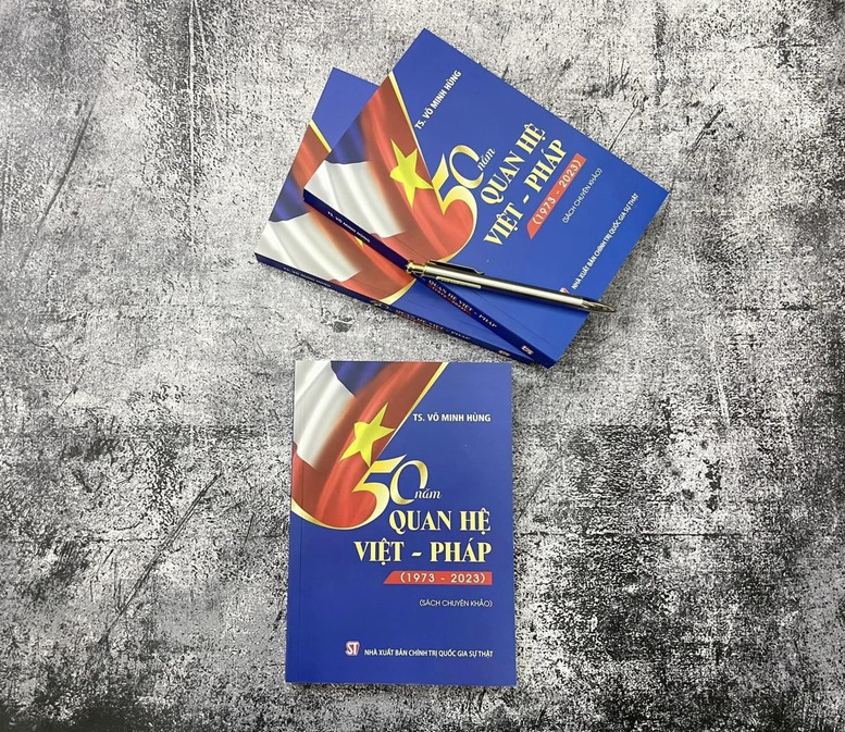Ra mắt cuốn sách "50 năm quan hệ Việt - Pháp"- Ảnh 2.