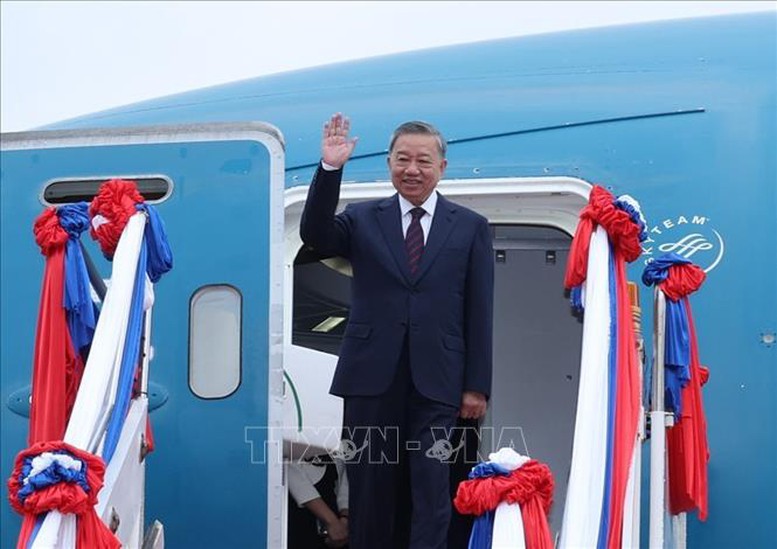 Chủ tịch nước Tô Lâm đến Vientine, bắt đầu thăm cấp Nhà nước tới Lào- Ảnh 1.
