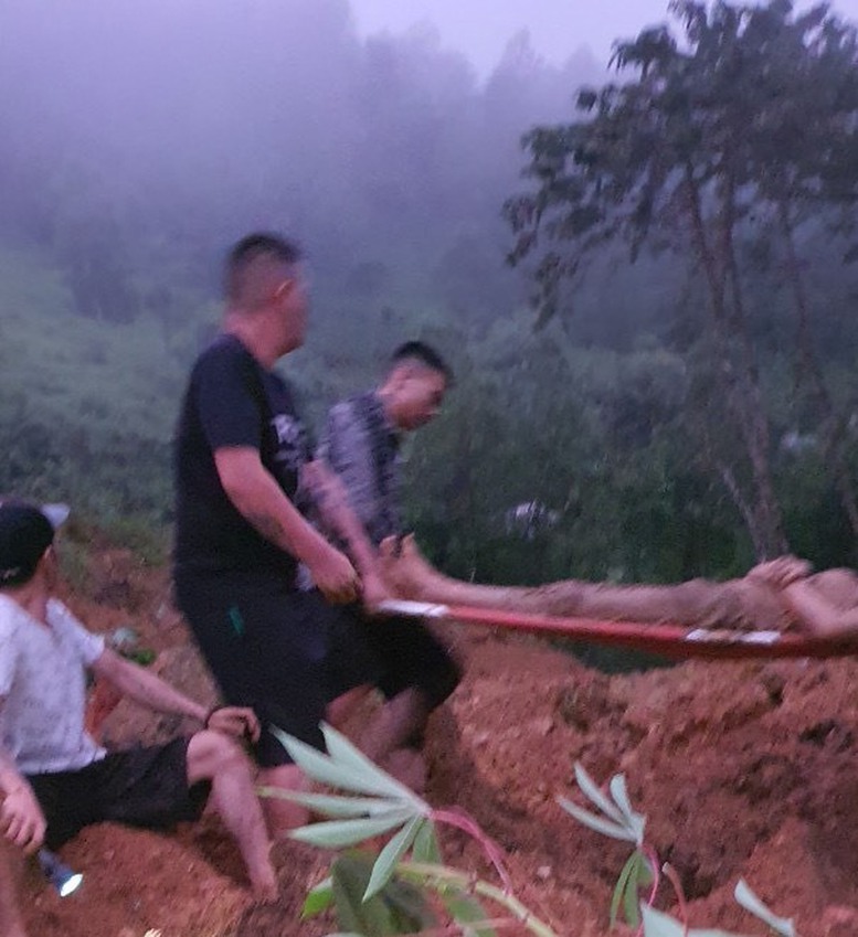 11 người chết và bị thương trong vụ sạt lở đất đặc biệt nghiêm trọng tại Hà Giang - Ảnh 3.