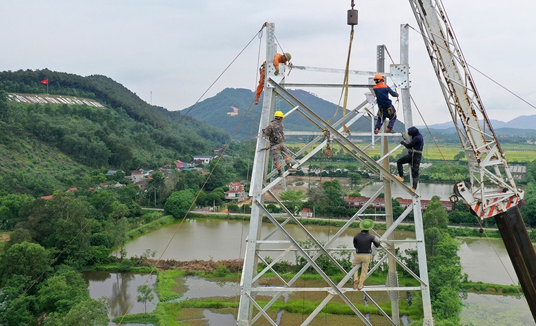 Nghệ An tiếp tục đồng hành, hỗ trợ đẩy nhanh tiến độ dự án đường dây 500kV mạch 3- Ảnh 2.