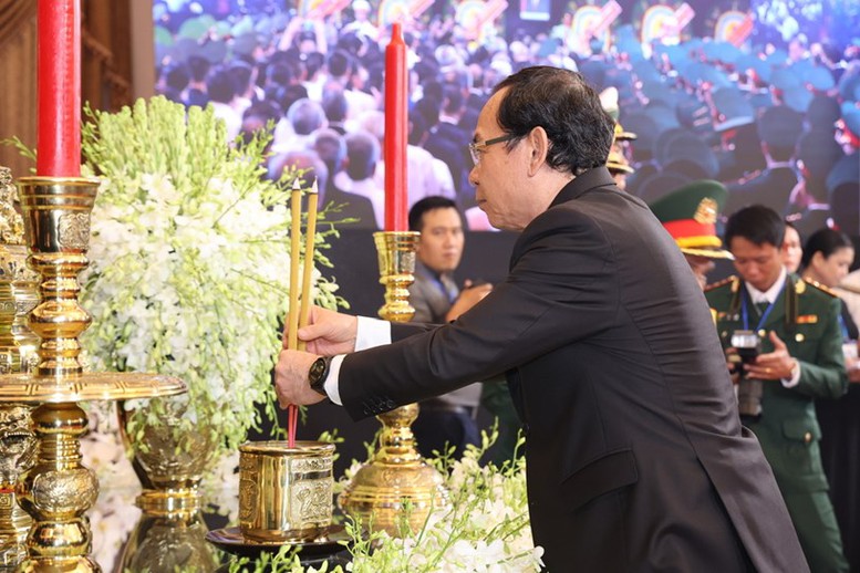 TỔNG THUẬT: LỄ QUỐC TANG TỔNG BÍ THƯ NGUYỄN PHÚ TRỌNG- Ảnh 32.