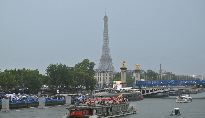 VIDEO: Độc đáo, ấn tượng lễ khai mạc Olympic Paris 2024- Ảnh 4.