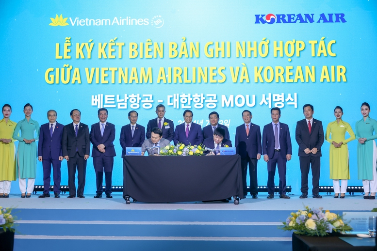 Thủ tướng: Vietnam Airlines cần phát huy hơn nữa vai trò cầu nối Việt Nam - Hàn Quốc- Ảnh 4.