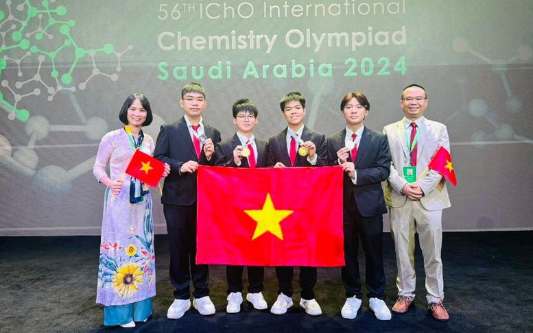 Toàn Đoàn Việt Nam đoạt huy chương cao tại Olympic Hóa học quốc tế 2024