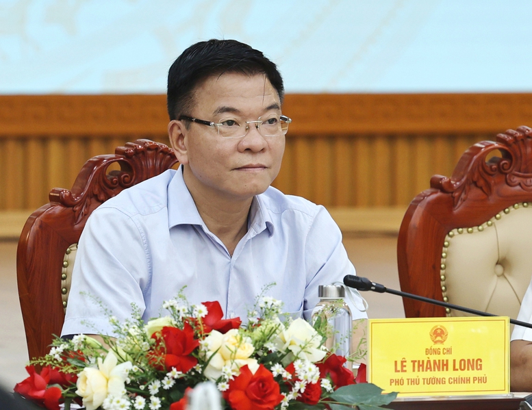 Thủ tướng: Phấn đấu tăng trưởng GDP quý III từ 6,5-7%, giữ đà, giữ nhịp phát triển trong năm 2025- Ảnh 8.