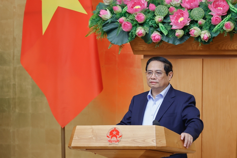 Thủ tướng: Phấn đấu tăng trưởng GDP quý III từ 6,5-7%, giữ đà, giữ nhịp phát triển trong năm 2025- Ảnh 1.