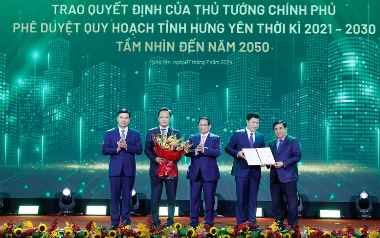 Thủ tướng kỳ vọng Hưng Yên phát triển vào nhóm dẫn đầu cả nước, góp phần làm nên 'kỳ tích sông Hồng'