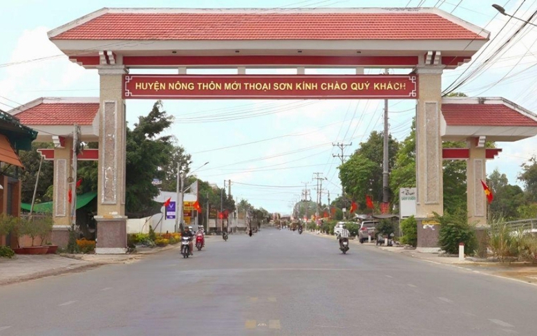 Huyện Thoại Sơn (An Giang) đạt chuẩn nông thôn mới nâng cao