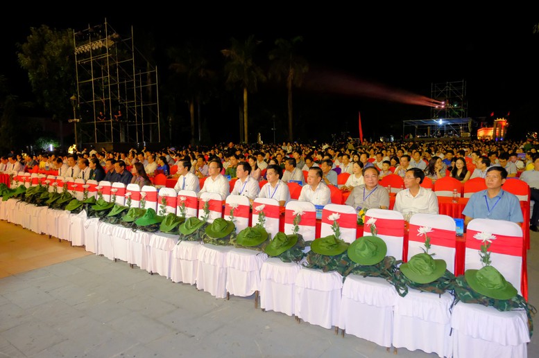 Chương trình nghệ thuật đặc biệt 'Ước nguyện hòa bình: Bản hùng ca bất diệt'- Ảnh 3.