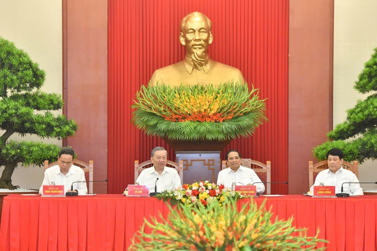 Tổng Bí thư, Chủ tịch nước gặp mặt các đồng chí lãnh đạo, nguyên lãnh đạo Đảng, Nhà nước- Ảnh 3. Tổng Bí thư, Chủ tịch nước gặp mặt các đồng chí lãnh đạo, nguyên lãnh đạo Đảng, Nhà nước- Ảnh 3.