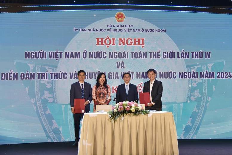 Thực hiện khát vọng xây dựng cộng đồng người Việt Nam ở nước ngoài vững mạnh, đoàn kết- Ảnh 2.