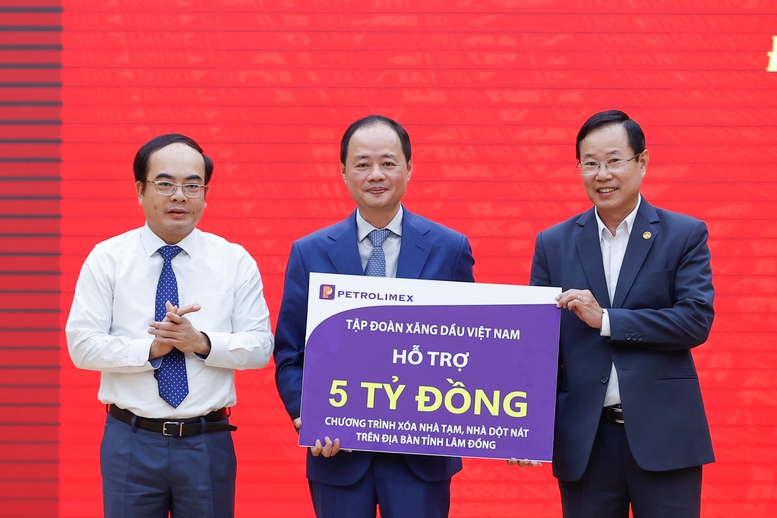 Thủ tướng: Không để ai phải ở trong nhà tạm, nhà dột nát- Ảnh 5. Thủ tướng: Không để ai phải ở trong nhà tạm, nhà dột nát- Ảnh 5.