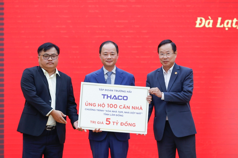 Thủ tướng: Không để ai phải ở trong nhà tạm, nhà dột nát- Ảnh 4. Thủ tướng: Không để ai phải ở trong nhà tạm, nhà dột nát- Ảnh 4.