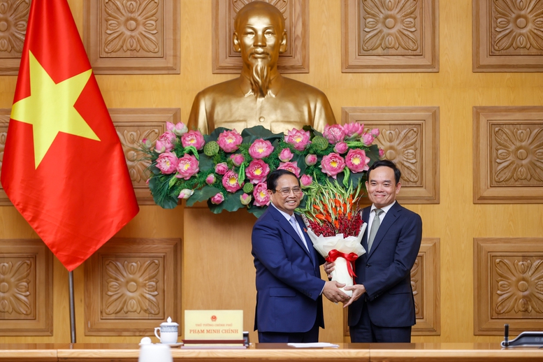 Thủ tướng Phạm Minh Chính giao nhiệm vụ cho 3 Phó Thủ tướng và 2 Bộ trưởng- Ảnh 8. Thủ tướng Phạm Minh Chính giao nhiệm vụ cho 3 Phó Thủ tướng và 2 Bộ trưởng- Ảnh 8.