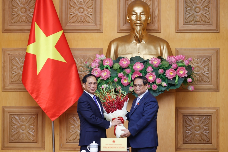 Thủ tướng Phạm Minh Chính giao nhiệm vụ cho 3 Phó Thủ tướng và 2 Bộ trưởng- Ảnh 5. Thủ tướng Phạm Minh Chính giao nhiệm vụ cho 3 Phó Thủ tướng và 2 Bộ trưởng- Ảnh 5.