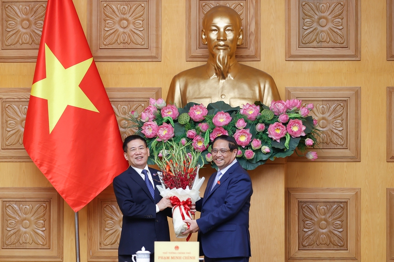 Thủ tướng Phạm Minh Chính giao nhiệm vụ cho 3 Phó Thủ tướng và 2 Bộ trưởng- Ảnh 4. Thủ tướng Phạm Minh Chính giao nhiệm vụ cho 3 Phó Thủ tướng và 2 Bộ trưởng- Ảnh 4.