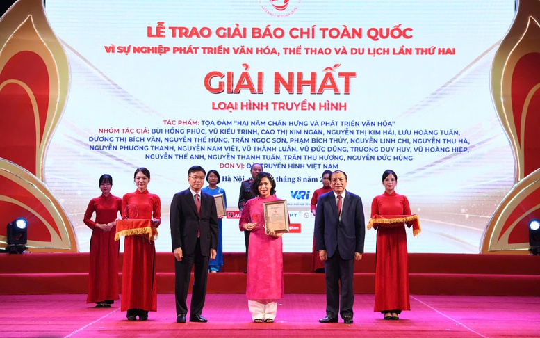 Trao Giải Báo chí toàn quốc 'Vì sự nghiệp phát triển <a href=