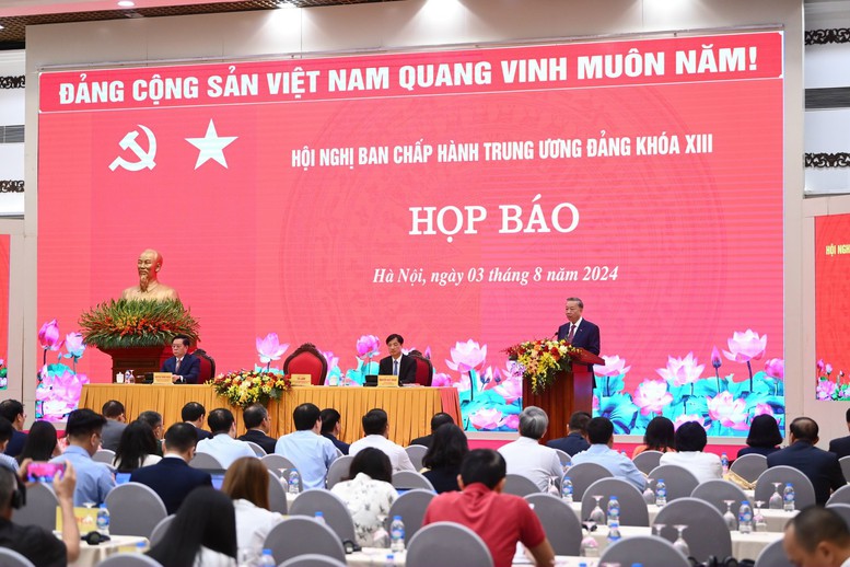 CHÙM ẢNH: Hội nghị Ban Chấp hành Trung ương khóa XIII- Ảnh 16.