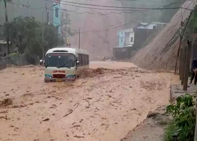 Bộ Giao thông vận tải công bố tình huống thiên tai khẩn cấp tại Hà Giang- Ảnh 1.