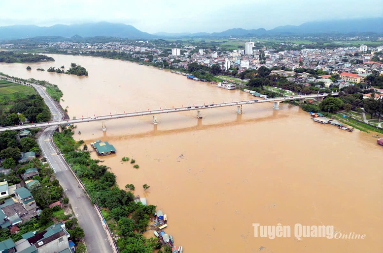 Bảo đảm an toàn cho người dân và tài sản khi hồ thủy điện Tuyên Quang xả lũ- Ảnh 1.