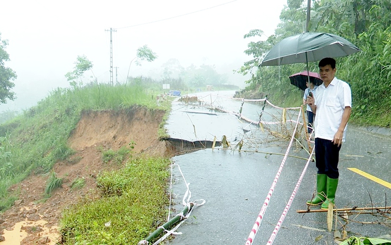 Hà Giang: Mưa lớn gây sạt lở, chia cắt nhiều tuyến đường