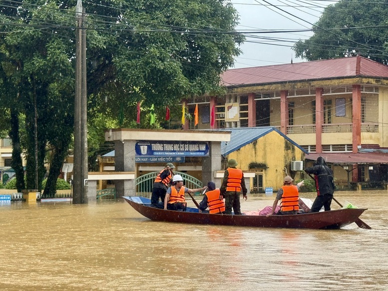 Thái Nguyên: Nỗ lực hỗ trợ người dân vùng ngập lũ- Ảnh 6.