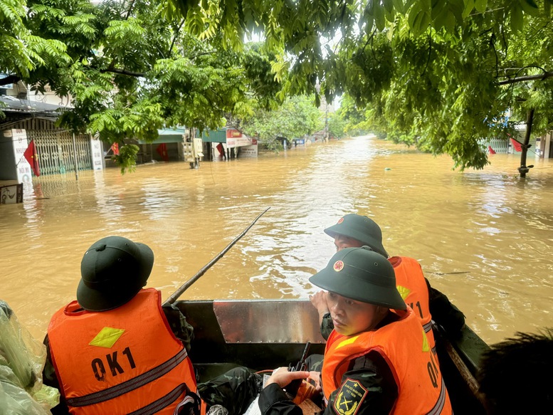 Thái Nguyên: Nỗ lực hỗ trợ người dân vùng ngập lũ- Ảnh 1.