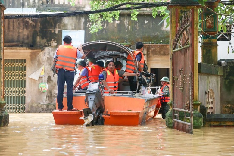 Thủ tướng: Đặt tính mạng, an toàn, sức khỏe của người dân lên trên hết, trước hết- Ảnh 7.