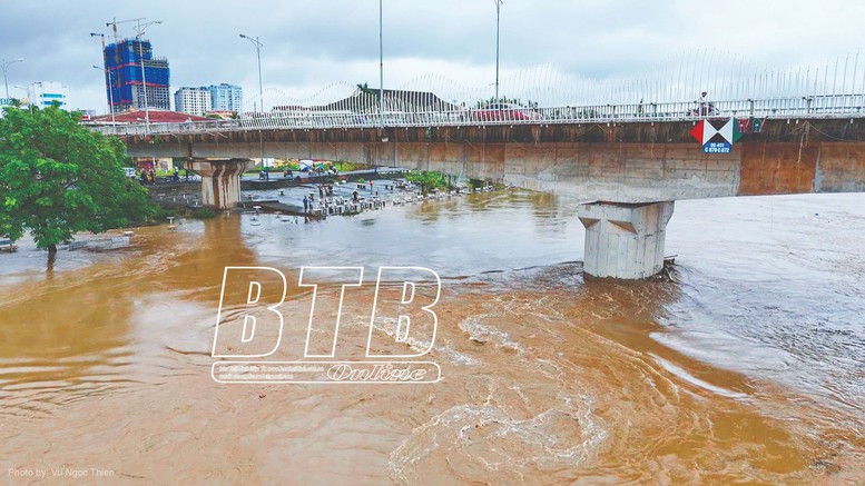 Thái Bình: Cấm tàu, thuyền trên sông và dừng hoạt động nhiều bến đò ngang- Ảnh 1.