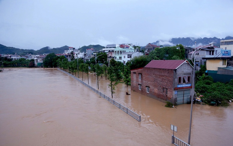 CẬP NHẬT CẢNH BÁO LŨ: Đặc biệt lớn trên sông Thao, lũ khẩn cấp trên sông Lô, sông Cầu, sông Thương và sông Hoàng Long