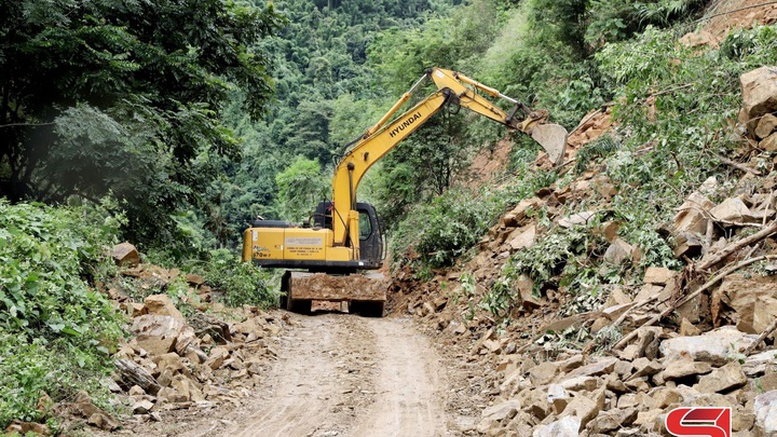 Sơn La: Nỗ lực khắc phục sự cố, bảo đảm thông suốt trên các tuyến đường