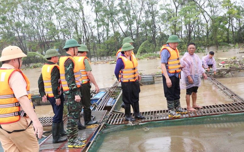 Phó Thủ tướng Thường trực Nguyễn Hòa Bình thị sát, kiểm tra công tác phòng, chống lũ tại Hà Nam