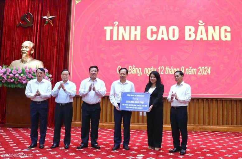 Phó Thủ tướng Bùi Thanh Sơn: Cao Bằng cần huy động tối đa lực lượng tìm kiếm người mất tích, khắc phục ngay việc chia cắt các huyện, xã- Ảnh 4.