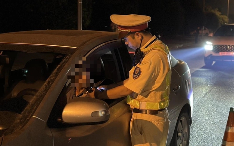 Xử lý nghiêm CBCCVC, chiến sỹ lực lượng vũ trang vi phạm quy định về nồng độ cồn